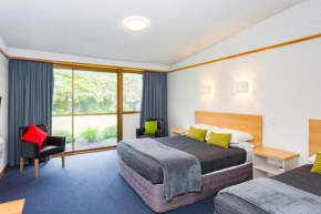 The Redwood Hotel, Christchurch